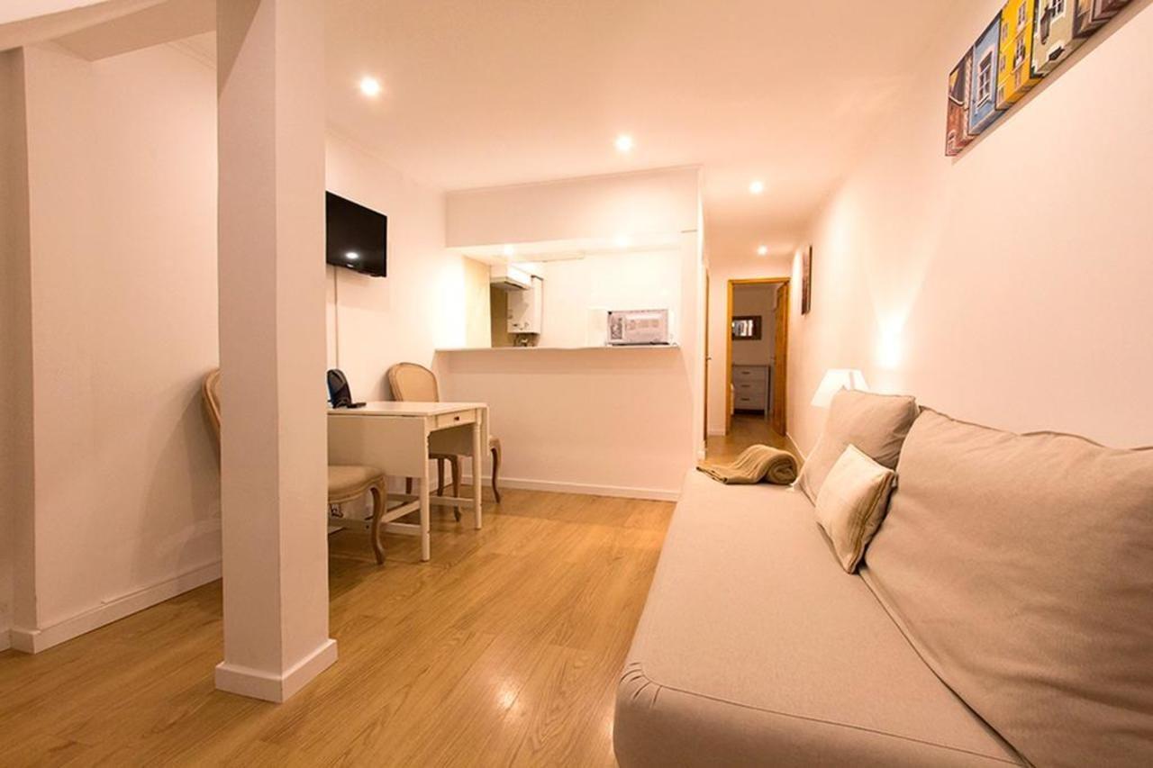 Appartamento Cosy Chiado By Homing Lisbona Esterno foto